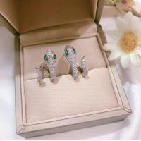 ราคา ต่างหูงู สร้อยงู ต่างหูเกร็ด งู ต่างหูเพชร งู ต่างหู ต่างหูห่วงเล็ก ใส่ติดหู ตัวเรือนโรเดียม ฝังเพชร cz เพชรแวววาว ชุบทองคำขาว งานเกรดพรีเมี่ยม ใส่ติดหูได้ตลอดเวลา ไม่ระคายเคืองผิว รับประกันสินค้าคุณภ