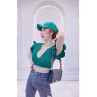 ราคา Waris closet ท็อปครอปเนื้อไหมพรมแต่งแขนระบายน่ารักมากกกกก ทรงคอวีคว้านเบาๆ กรุบๆ จั้มเอวช่วงปลายคิ้วๆ (12794251553)
