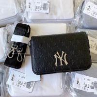 ราคา New ของแท้ MLB NEW YORK YANKEES กระเป๋าสะพายข้าง กระเป๋าสะพายข้าง MLB สินค้ามาพร้อมกระเป๋าใส่เหรียญ (17442403472)