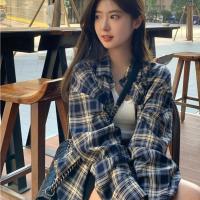 ราคา CHERRY W270เสื้อเชิ้ตผูู้หญิง สไตล์วินเทจ เชิ้ตลายสก๊อตใหญ่ แนวเกาหลีใส่คลูๆ ผ้าไม่หนา ลายสก็อตโทนสีกรมท่า อกมีกระเป๋า (20792506723)