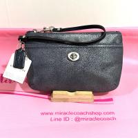 ราคา กระเป๋าคล้องมือ COACH แท้ หนังแท้ หนังเมทัลลิค ใส่โทรศัพท์มือถือได้ มีช่องด้านหน้า ขนาดกลาง Coach 65139 Park Metallic Sheen Leather Medium Wristlet Ultra Navy (20288434475)