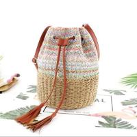 ราคา พร้อมส่ง กระเป๋าสานสี ก้นสาน สายหนังยาว แต่งพู่ M267 (21269222934)