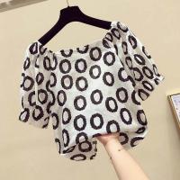 ราคา เสื้อผู้หญิงชุดผ้าชีฟองเปิดไหล่ใหม่ฤดูร้อนเสื้อผู้หญิงแขนสั้นหลวมสไตล์ตะวันตกเสื้อเชิ้ตตัวเล็กลายจุดเปิดไหล่ (17888831587)