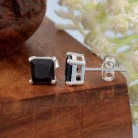 ราคา Silver thai เครื่องประดับผู้หญิง ต่างหูเพชร CZ เม็ดเดี่ยวสีดำแบบสี่เหลี่ยมแบบ เงินแท้ 925 sterling silve ประดับเพชรสวิส CZ CZ Stud Earring for men (12340328452)
