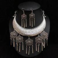 ราคา เครื่องประดับแบบไทย ๆ สร้อยคอแฟชั่นเก่า สร้อยอีสานชุดล้านนาไทสร้อยเงินต่างหูสีเงินดำ เหมาะสำหรับงานเลี้ยงสังสรรค์ (7194196772)