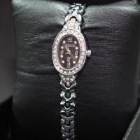 ราคา รุ่นใหม่ นาฬิกาข้อมือผู้หญิง CONAVIN สร้อยข้อมือ เรือนและสายเหล็ก สีทองและเงิน กระจกเหลี่ยม ขอบเพชร สไตล์เกาหลี เรียบหรู พร้อมส่ง (20339936993)