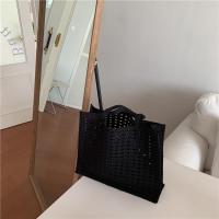ราคา Vivian Tote (16335647684)