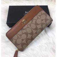 Coach 76873 Accordion Zip Wallet In Signature Canvas กระเป๋าสตางค์
