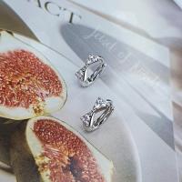 ราคา พร้อมส่ง ต่างหูเงินแท้ S925 รุ่น Blooming ต่างหูห่วงเล็กโบว์ เพชร CZ สูง 9mm เงินแท้ทั้งชิ้น Silver925 ต่างหูผู้หญิง ตุ้มหูเงินแฟชั่น (21016716285)