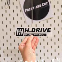 ราคา Sticker สติ๊กเกอร์แต่งรถ ลาย H DRIVE ติดตกแต่ง มีหลายสีหลายขนาดให้เลือก สติ๊กเกอร์แต่งรถ สติ๊กเกอร์แต่งมอเตอร์ไซค์ ไดคัทพร้อมติดเทปยก (20931000912)