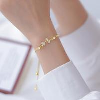 ราคา สร้อยข้อมือทองหรู CM สำหรับผู้หญิงดอกทิวลิปลูกปัดหลากสีมุกหัวใจดอกไม้กำไลผีเสื้อ Camellia สำหรับเครื่องประดับเพื่อนรัก (19270676383)