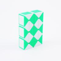ราคา ไม้บรรทัดวิเศษหลากหลาย 24 Duan Mini Magic Snake สองสีขนาดเล็กสี่เหลี่ยม Rubiks Cube ของเล่นเพื่อการศึกษาสำหรับเด็ก (20744262905)