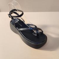 ราคา 25twentyfives Marni รองเท้าหูหนีบส้นเตารีดไขว้นิ้ว (19309026277)