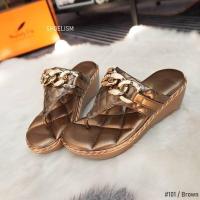 ราคา รองเท้าลำลอง แต่งอะไหล่ทองไฮโซมากแม่ พื้นโซฟานุ่มสบายเท้า สวยขนาดนี้ อย่ารอช้า ไม่งั้นอดน้า Shoelism 101 (12575876860)