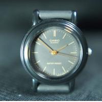 ราคา CASIO นาฬิกาข้อมือผู้หญิง CASIO Standard รุ่น LQ 139AMV 1E หน้าดำขีดทอง ของแท้ประกันศูนย์ 1 ปี (17362150494)