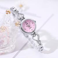 ราคา นาฬิกาสายข้อมือโลหะรูปหัวใจสำหรับผู้หญิงแบบลำลองนาฬิกาสไตล์เกาหลีเรียบง่ายแบบดั้งเดิมหรูหราน้ำหนักเบาสไตล์เกาหลี (20890489591)