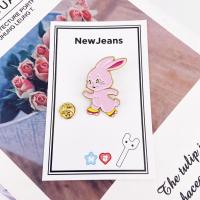 ราคา Kpop Newpop JEANS Tokki น่ารักกระต่ายตกแต่งโลหะทองโซ่เข็มกลัดตราสัญลักษณ์เครื่องประดับผ้า (20596912592)