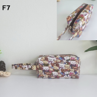 ราคา กระเป๋าใส่เครื่องสำอางค์ ใส่ของจุกจิก รุ่น F กระเป๋าเคลือบ PVC กันน้ำ กระเป๋าผ้าเคลือบ ใช้คล้องแขน ถือ (19445103492)