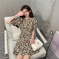 ราคา oggshop พร้อมส่ง เดรสลายเสือดาว เข้ารูป เหนือเข่า (11003794314)