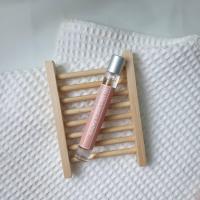 ราคา น้ำหอมลูกกลิ้ง Perfume Oil Roller กลิ่นหอมน่ารัก กลิ่นหอมสบาย พกพาสะดวก 10 ml (20397199196)