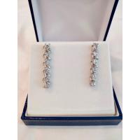 ราคา Titapa jewelry ต่างหูเพชรCZยาว ใส่ออกงานสวยมาก งานประณีตมากเพชรสวยคัดทุกเม็ดนำ้100เพชรสวยเล่นไฟระยิบระยับ เหลี่ยมเพชรH A ตัวเรือนมีน้ำหนักแข็งแรง แบบทันสมัย เรียบหรูโดดเด่นใส่ได้ทุกวันทุกโอกาสแบบยอดนิ