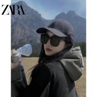 ราคา แว่นZARA รุ่นใหม่ ทรงสวย จัดให้ราคาหารกันชิดทุนไปเลยยยยยย สินค้า พร้อมส่ง ไม่ต้อง รอ ใส่แล้วหน้าเรียว ดูมีมิติ ช่วยถนอมสายตา กันแดดกันUV ได้ อากาศร้อนแบบนี้ต้องมี มาพร้อมกระเป๋าแว่น แค่กระเป๋าซองหนังก