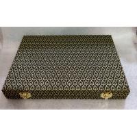 ราคา กล่องใส่พระกันกลิ้งลายไม้ ลายตาราง ลายไทย ขนาด20 29 4cm (20243956388)