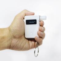 ราคา เชื้อเพลิงเซลล์เครื่องดื่มแอลกอฮอล์ทดสอบที่ถูกต้องและรวดเร็ว Breathalyzer เครื่องดื่มแอลกอฮอล์ทดสอบกับ APP มืออาชีพตำรวจดิจิตอล Breathalyzer AT800 (20422726492)