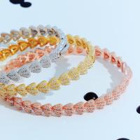 ราคา SWAN Acro Bangle V3 กำไลเงินแท้ กำไลทรงเกล็ดงู ฝังเพชรคิวบิกเซอร์โคเนีย cubic zirconia (19666590268)