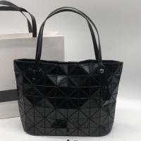 ราคา Issey Miyake Japanese original single diamond frosted tote bag 7x10 work computer bag shopping bag womens bag single shoulder (20537180147)