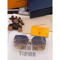 ราคา with packaging 2023L new womens square sunglasses driving sunglasses new frameless sunglasses fashion generous comfortable light exquisite luxury ultra light (20800706946)