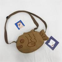 ราคา 2020 New Japanese Creative Cute Cartoon Ugly Cute Fish Canvas Crossbody Bag Girl Soft Cute Embroidered Crossbody Bag (21001431856)
