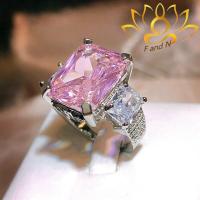 ราคา รูปแบบล่าสุด สไตล์คลาสสิก แหวนเพชรสีชมพู แหวนสแควร์ แหวนปรับขนาดได้ สไตล์การออกแบบที่เรียบง่าย เลียนแบบนำเข้าแหวนเพชร Mosan (19220032088)