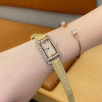 ราคา สก๊อตตี้นาฬิกาผู้หญิงเพชรสี่เหลี่ยมแฟชั่นลายดวงดาวท้องฟ้าทุกดวงมีหน้าปัดเล็กๆสายหนังสไตล์9150นาฬิกาผู้หญิง (18571284498)