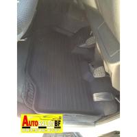 ราคา Toyota Commuterhiace Van พรมปูพื้น2005 2018 Toyota Commuter VansCommuter HiH Vans (19345390503)