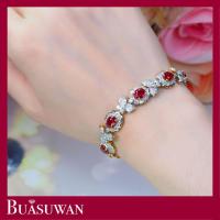 ราคา สร้อยข้อมือ ประดับด้วยพลอยซองเจีย แซฟไฟร์ สีแดงอมส้ม และเพชร เบลเยี่ยม ตัวเรือนทองคำแท้ 18K สวมติดข้อมือได้หลากหลายโอกาส (19540320188)