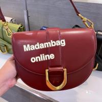 ราคา Charles Keith Gabine Saddle Bag กระเป๋าสะพายไหล่ หรือสะพายข้าง (16970598933)