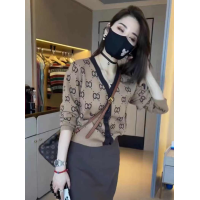 ราคา Guccis เสื้อถักแฟชั่นผู้หญิงเสื้อสเวตเตอร์เก็บทรงลำลอง (18429717637)