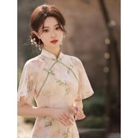 ราคา ชุดกี่เพ้าเข้ารูปสีชมพู2023ใหม่ชุดสไตล์จีนเดรสลายดอกไม้สำหรับหน้าร้อนวินเทจชุดแต่งงานผู้หญิง Qipao S To XXL (20533876585)