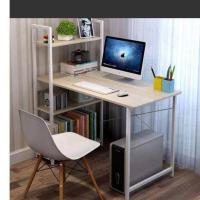 ราคา โต๊ะทำงาน โต๊ะคอม มี 2 ขนาด กว้าง 45ซม ยาว 120ซม และขนาด กว้าง 60 เซน ยาว100 เซน สูง 72 เซน บจก ลา ล่า โฮมช็อป (11876310046)