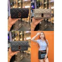 ราคา กระเป๋าสะพาย Lyn สายโซ่ ลินคอลเลคชั่นใหม่ สายสะพายโซ่ถอดถือเป็นแบบคลัชได้ (7201712738)