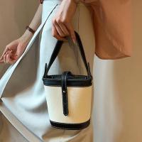 ราคา กระเป๋าสะพายไหล่ของผู้หญิงทำจากผ้าใบกระเป๋าทรงขนมจีบแบบพกพา Pu แบบเย็บกระเป๋าหิ้วแฟชั่นย้อนยุค (19899136067)