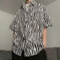 ราคา COD DSFRDTERRR เสื้อเชิ้ตแขนสั้น พิมพ์ลายม้าลาย สีดํา สีขาว สไตล์ฮ่องกง สําหรับผู้ชาย (20044033087)