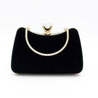 ราคา 2023ใหม่แฟชั่นกระเป๋าถือแบบบางของผู้หญิงอารมณ์กระเป๋างานเลี้ยง Velour ปาร์ตี้กระเป๋าสตางค์คลัทช์งานแต่งงานผู้หญิงกระเป๋าสะพายไหล่กระเป๋าสีดำสีแดง (19409736863)