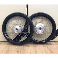 ราคา ชุดล้อขอบยี่ห้อyokoใส่ PCXทุกรุ่นมีตัวเลือกในลิ้งค์ขอบขนาด 1 4x17 ยางนอกยางในขนาด 50 100 17ตรงรุ่นไม่ต้องแปลง พร้อมใส่ (19650554503)