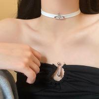 ราคา Vivienne Westwood Queen แม่ของสไตล์อังกฤษแท้สีดำแบบตะวันตกสายหนังสีดำแบบโชกเกอร์สำหรับสาวๆสร้อยคอระดับไฮเอนด์อารมณ์เรียบง่าย2023แท้ (20650974297)