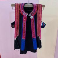 ราคา 1ตัว เสื้อปักไหมชนม้งจีนทรงคอบ เสื้อปักชนม้งจีน เสื้อคอบชนเผ่าม้งจีน เสื้อคอบม้งจีน ขนาดรอบอก34นิ้วตัวเสื้อยาว26นิ้ว (19878414471)