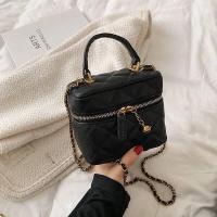 ราคา ส่งฟรี Chanel mini box กระเป๋าใบเล็ก เย็บตาราง สะพายข้าง กระเป๋าสะพาย กระเป๋าถือ กระเป๋าแฟชั่น เกาหลี เกรดพรีเมียม ใช้ได้ทุกวัน งานเนียบ (9942310237)