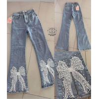 ราคา BTS กางเกงยีนส์ขาม้า เอวสูง ผ่าหน้าเเต่งโบว์ตอกหมุดปลายขา S 6XL (19633187930)