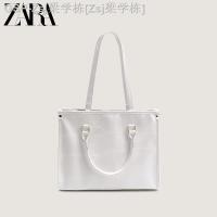 ราคา Zaraมีนักเรียนถุงถือหญิงเดินทางความจุสูงแพคเกจ Alar 2023นักเรียนใหม่ในชั้นเรียนกระเป๋าถือสะพายไหล่ข้างเดียวในช่วงฤดูร้อน (19663752485)
